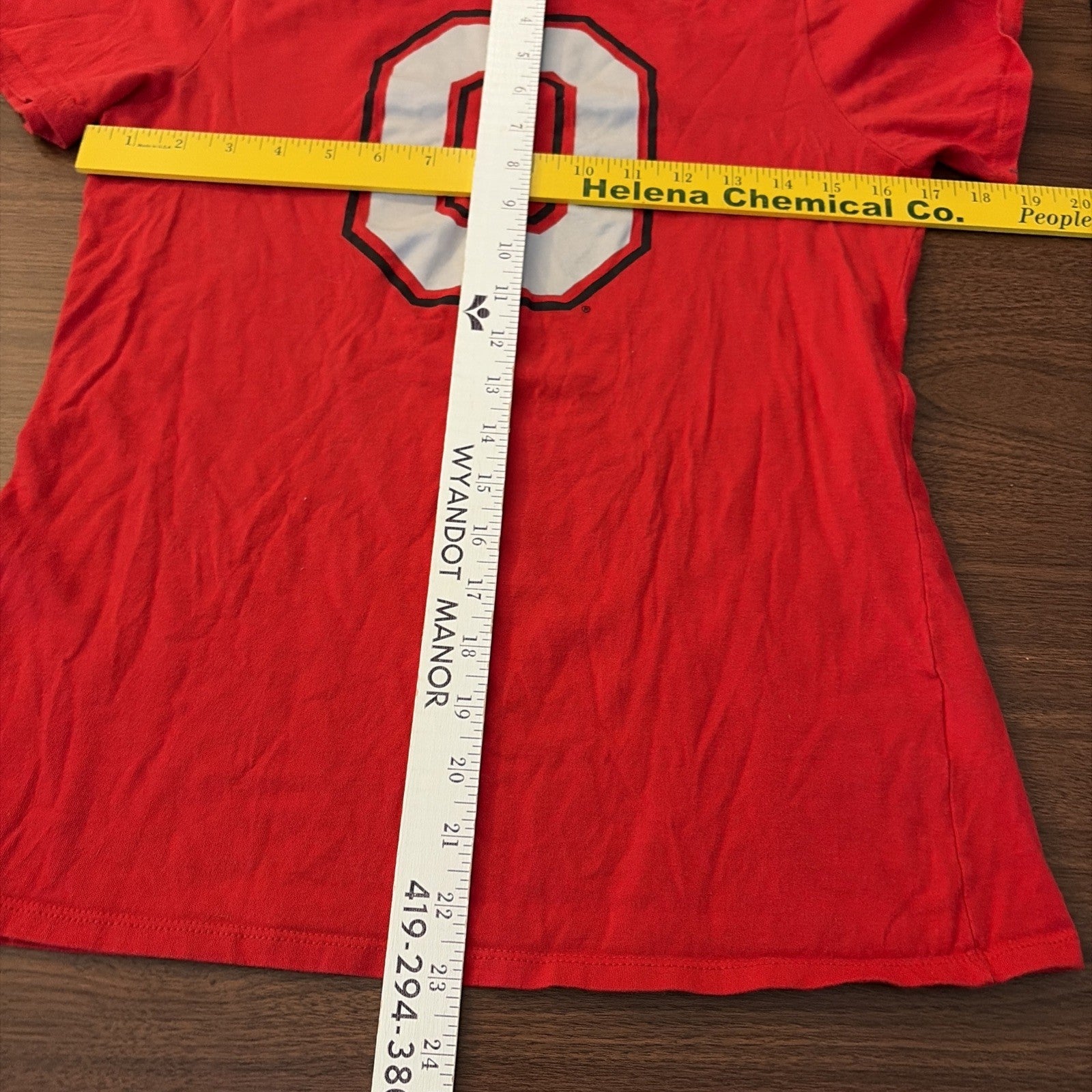 Women's Nike Ohio State Buckeyes T-Shirt - Size Medium M