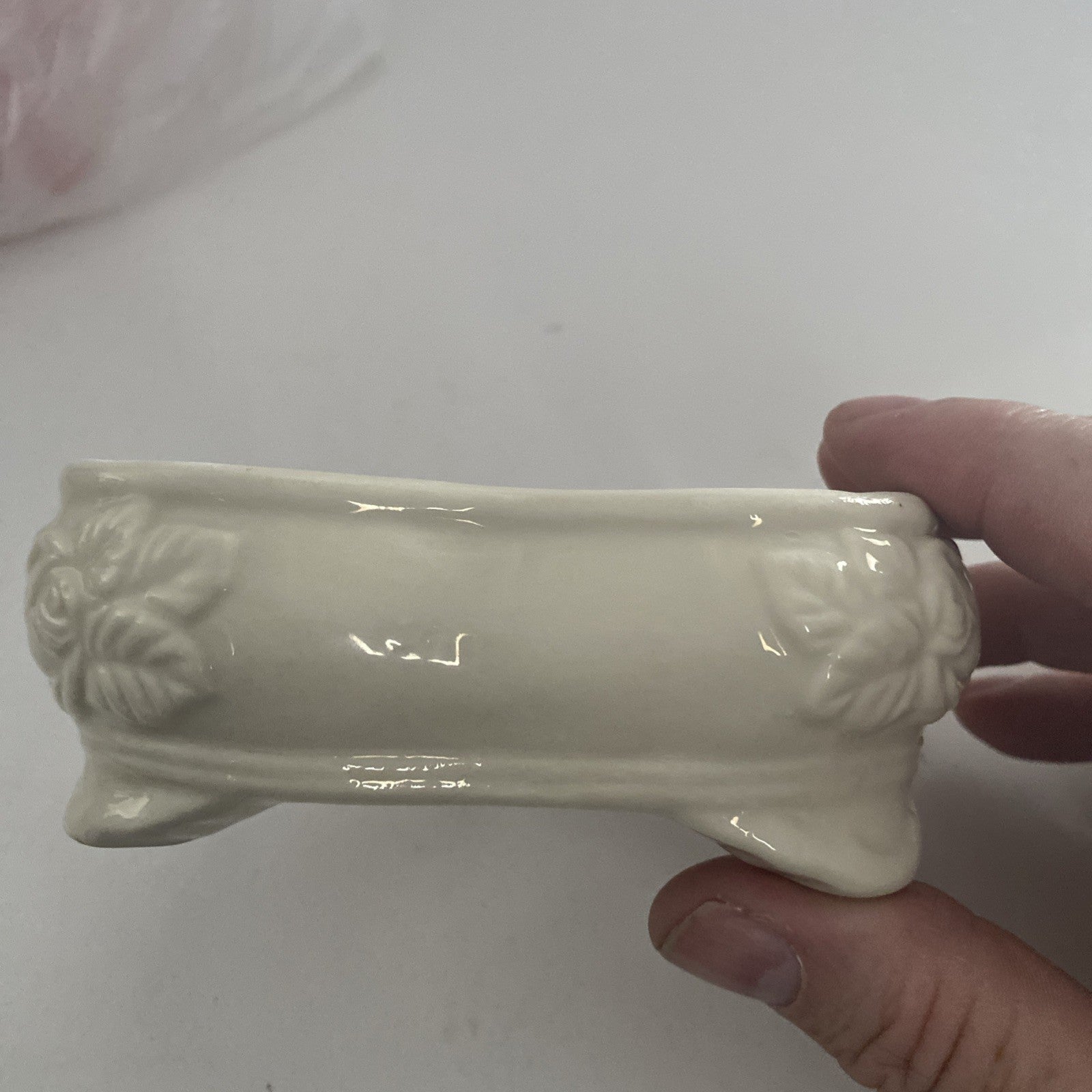 Heart Shaped Trinket Jewelry Box with Lid Ivory Gold Trim Roses