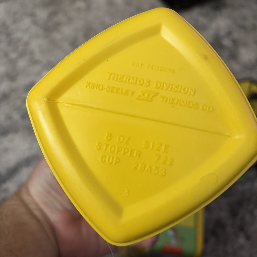 Vintage Peanuts Charlie Brown and Snoopy Metal Yellow Lunchbox & Thermos
