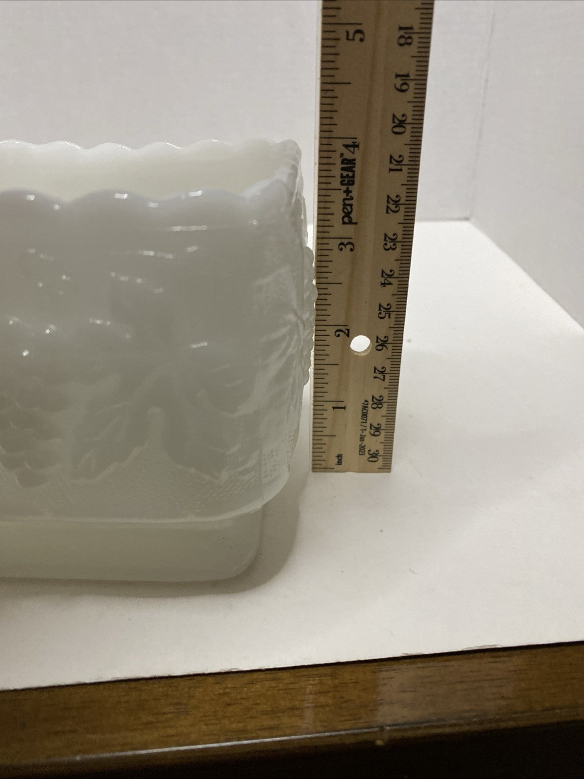 Vintage Square Footed White Milk Glass Candy Dish/Planter Harvest Grape Pattern 