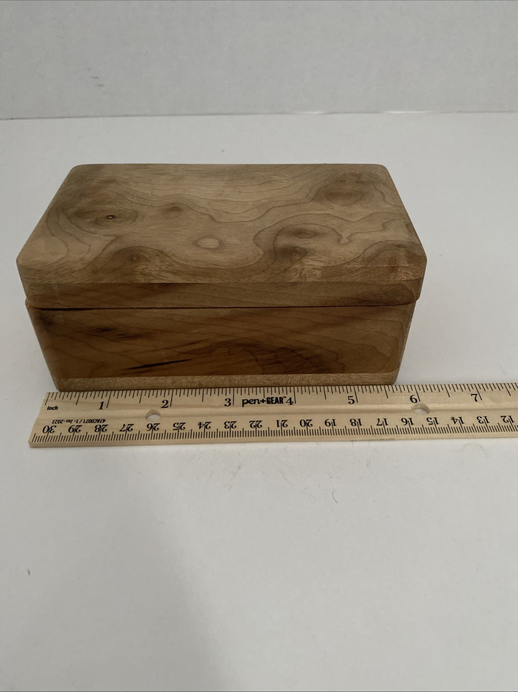 Elegant Wooden Box With Lid. Trinket Or Jewelry. 6 “ X 3.5 “ X 2 1/2”
