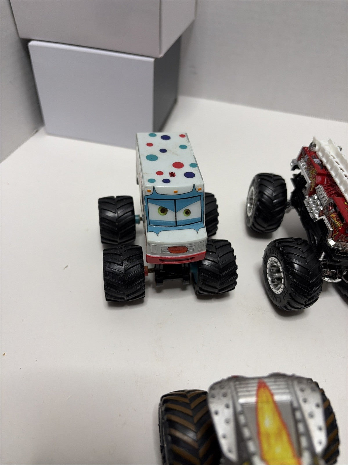 Monster Jam Lot Of 7 Diecast 1:64 Scale Monster Trucks