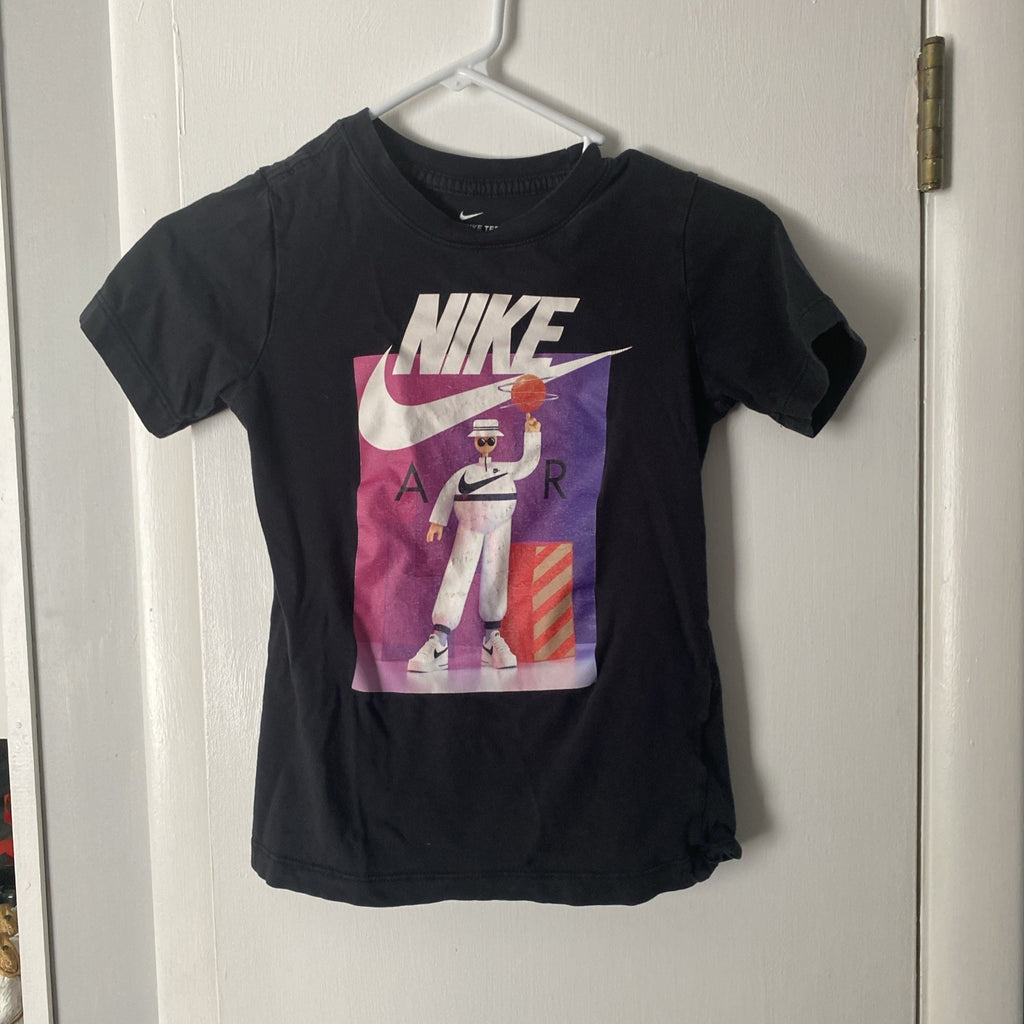 Nike Air Graphic Tee Size S. Black Shorter Sleeve  F-005