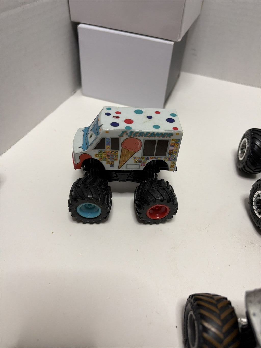 Monster Jam Lot Of 7 Diecast 1:64 Scale Monster Trucks