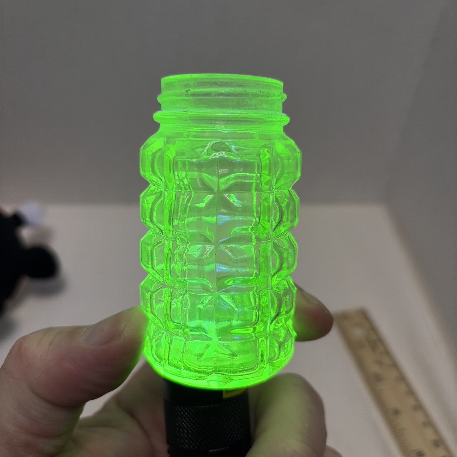 Vintage Uranium Waffle Block Or Cross-Cross Hazel Atlas Salt Shaker 1930s Glows