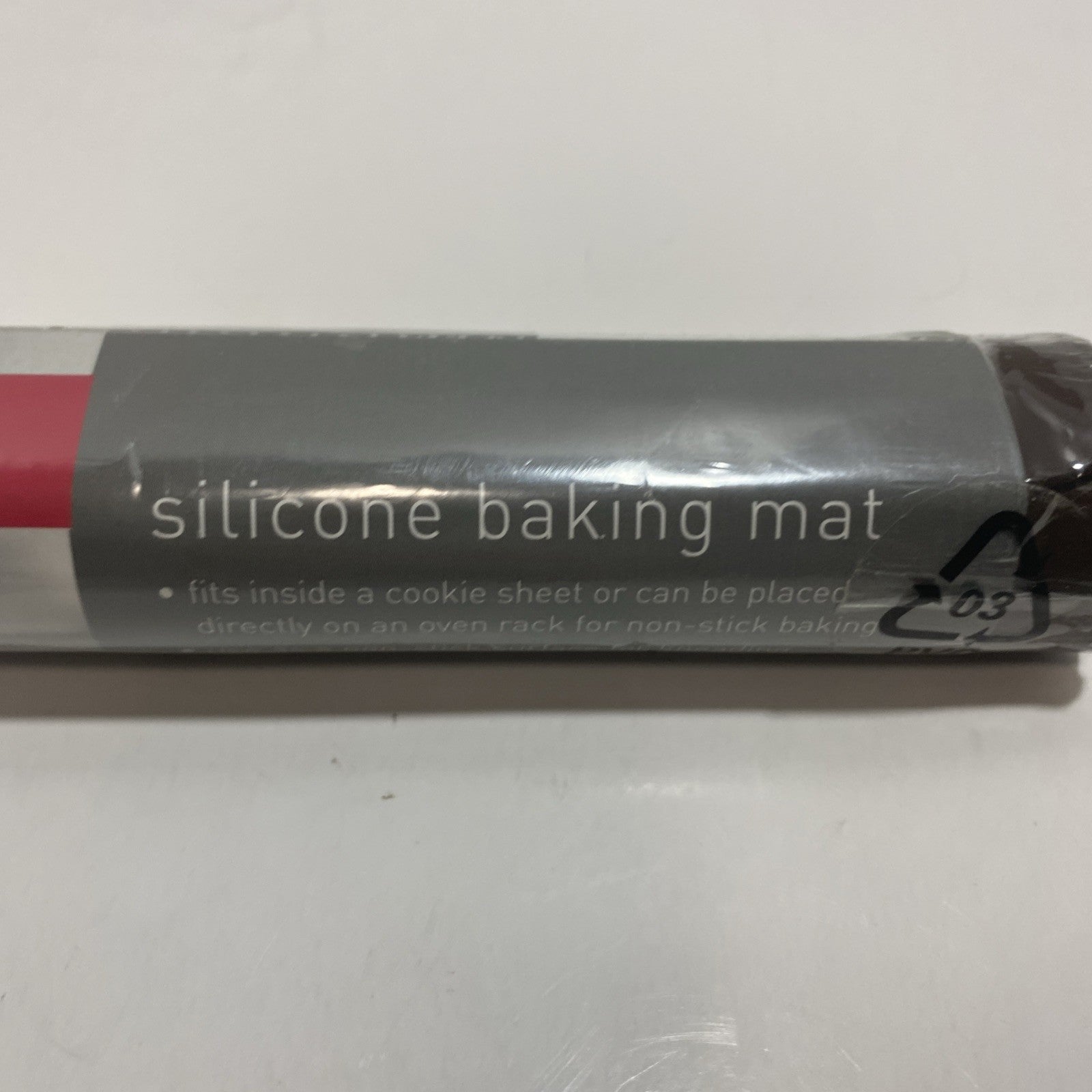 Silicone Baking Mat 16.5" X 11 1/2"  Non Stick Oven Kitchen Living New & Sealed