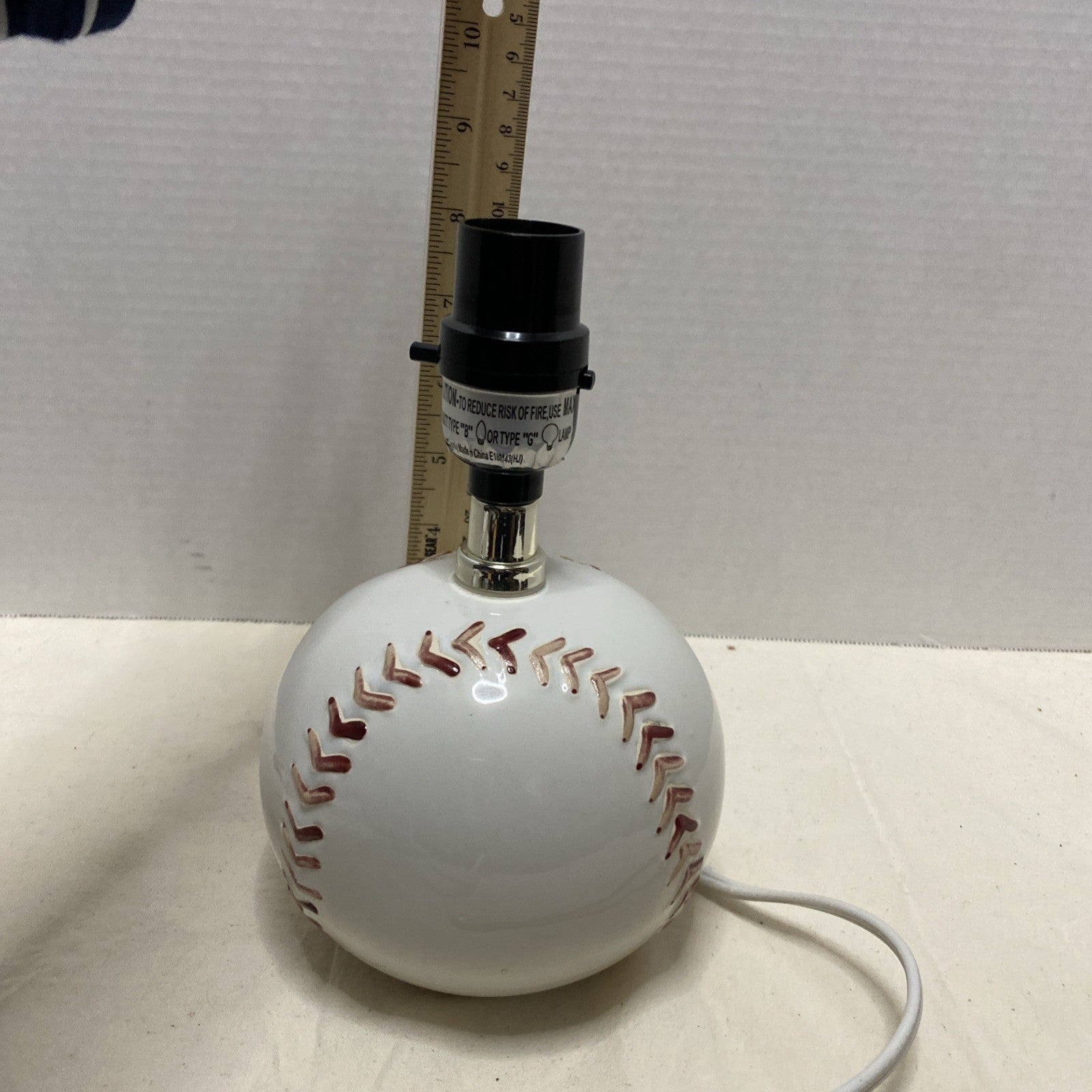 Ceramic 40-Watt Baseball Table Dresser Lamp ~ Sports, Boys Bedroom, Softball 