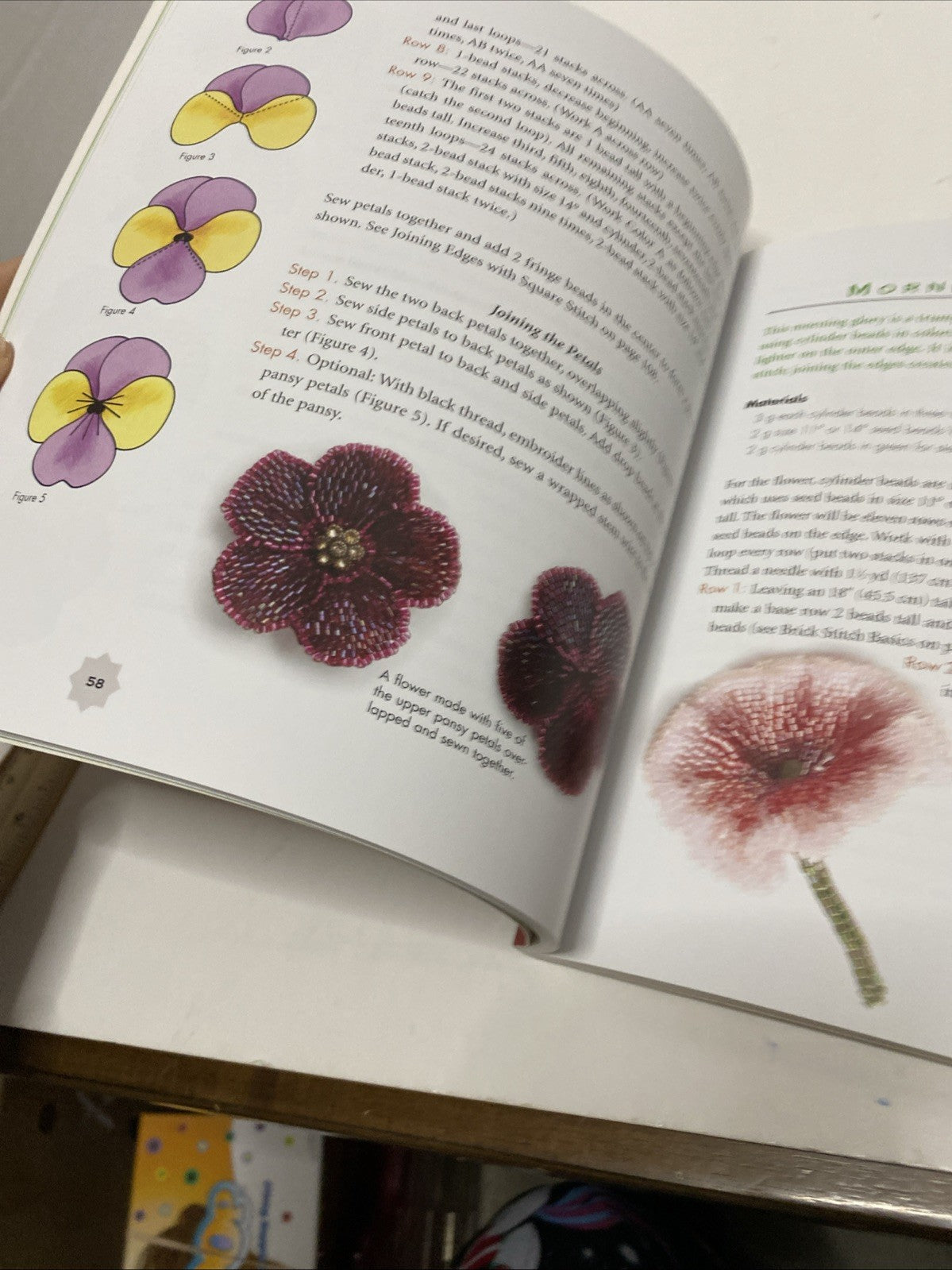 The Beaded Garden: Creating Flowers With Beads And Thread