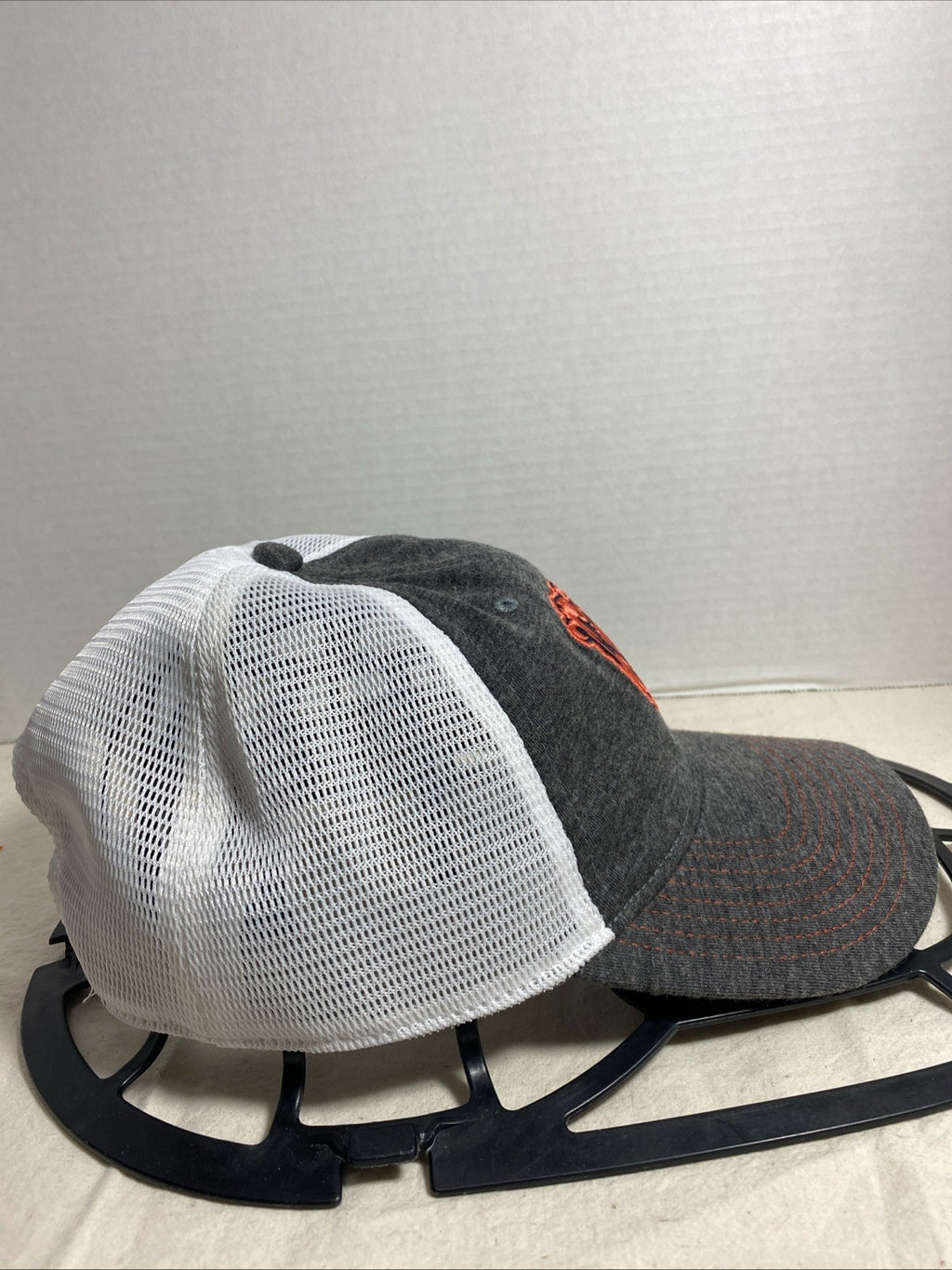 Chicago Bears Fanatics Gray White Trucker Snapback Cap Hat Embroidered Logo