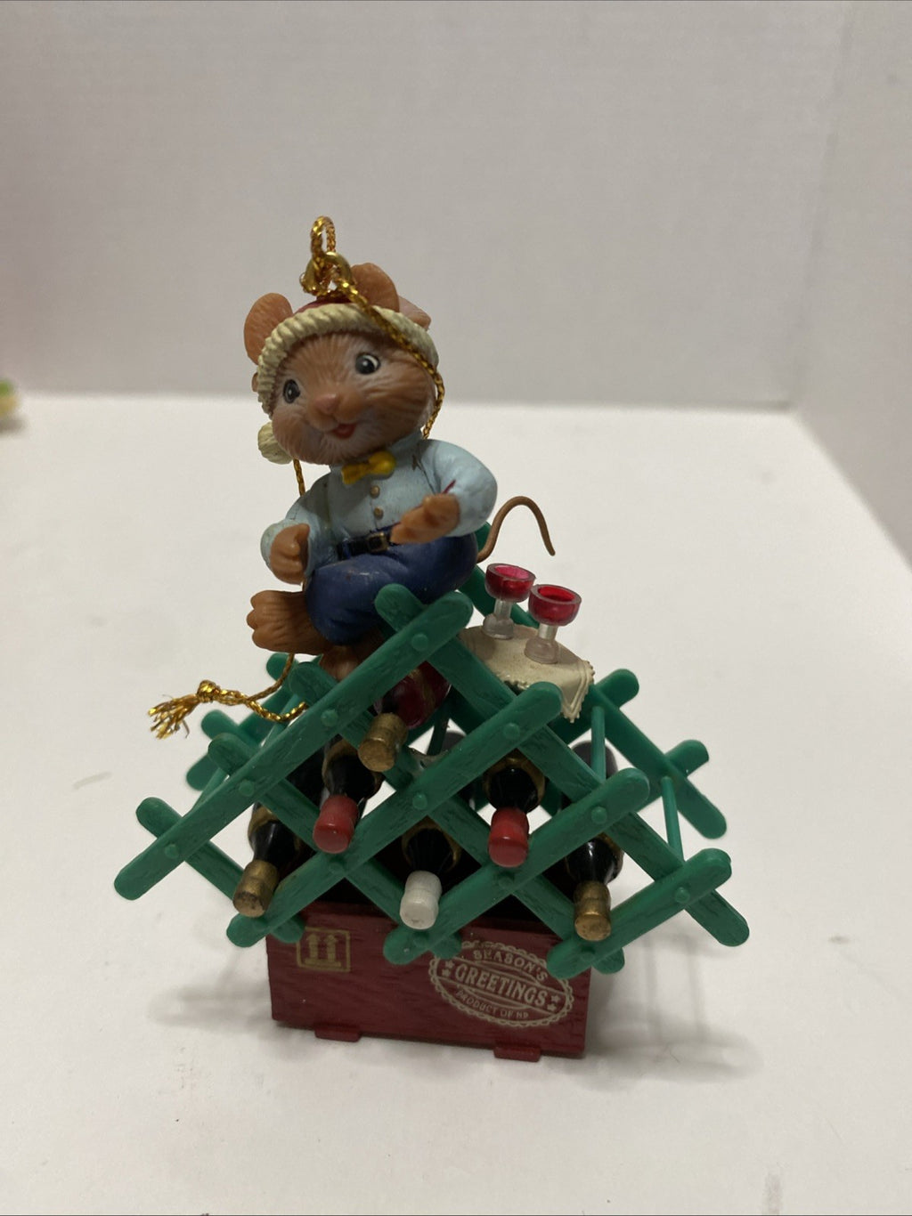 Christmas Traditions Matrix Christmas tree ornament wine rack mouse 1995