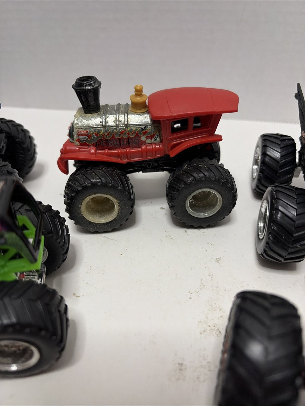 Monster Jam Lot Of 5 Diecast 1:64 Scale Monster Trucks