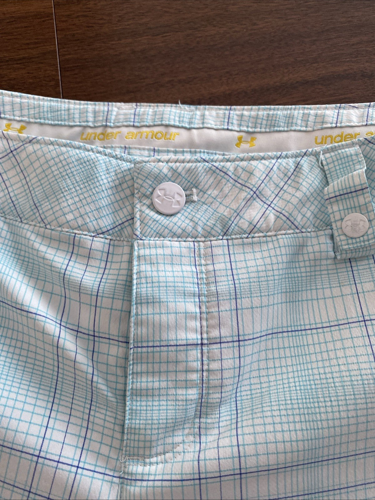 Under Armour performance women’s size 6 golf pants