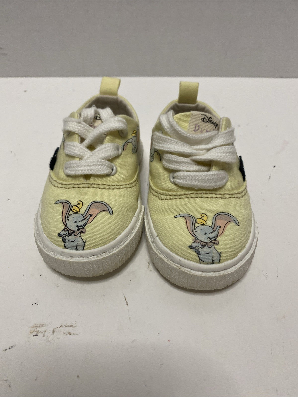 Disney Dumbo the elephant baby shoes size 19