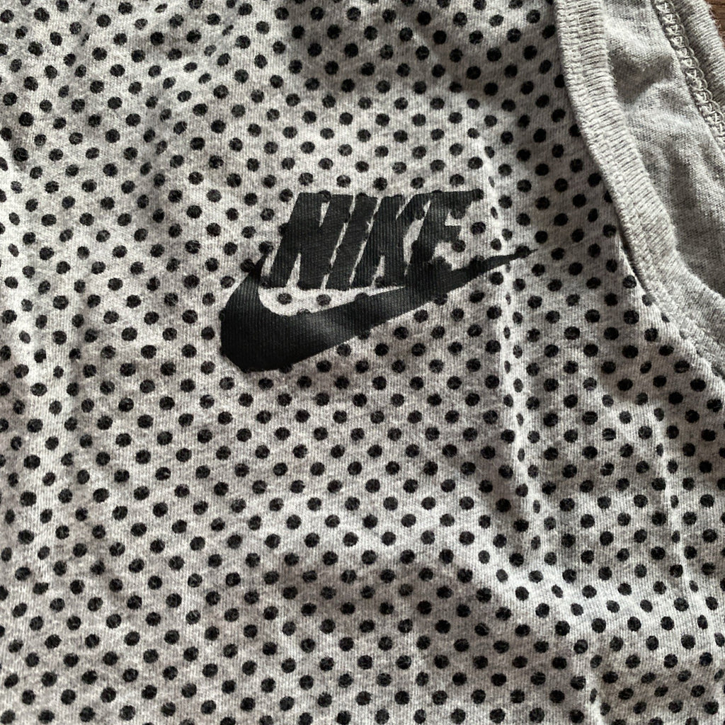 The Nike T small tank top gray