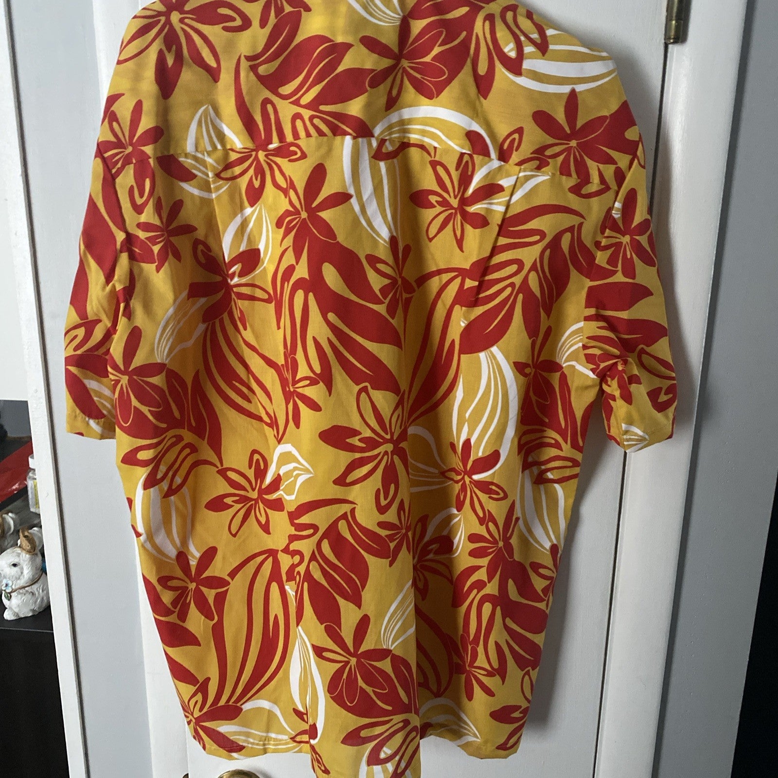 Paradise Style Hawaii Men's Shirt Sz XL yellow, red, white, tropical flower