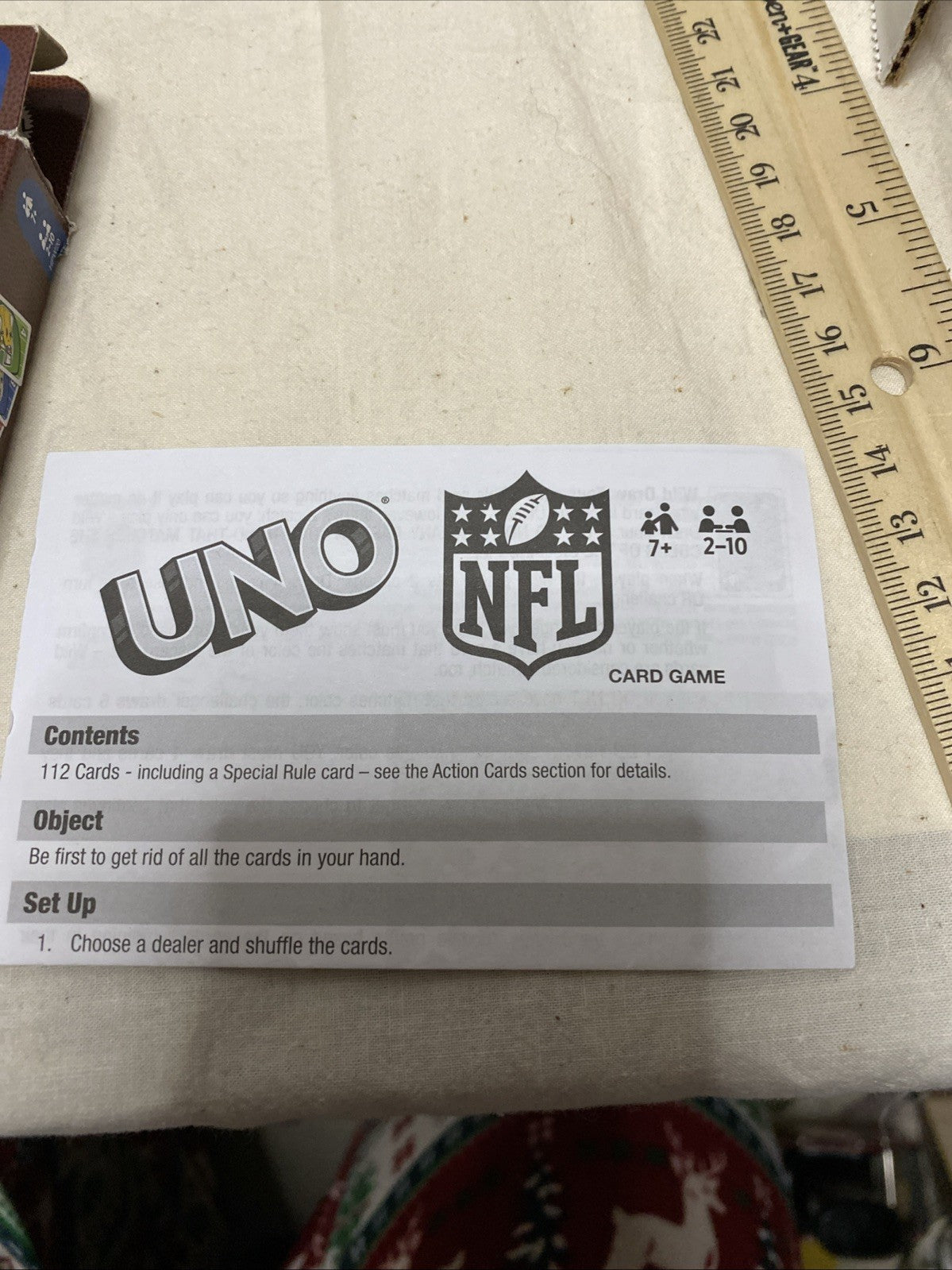 UNO NFL Special Edition Card Game Includes 30 Cards Teams & Special Rule!