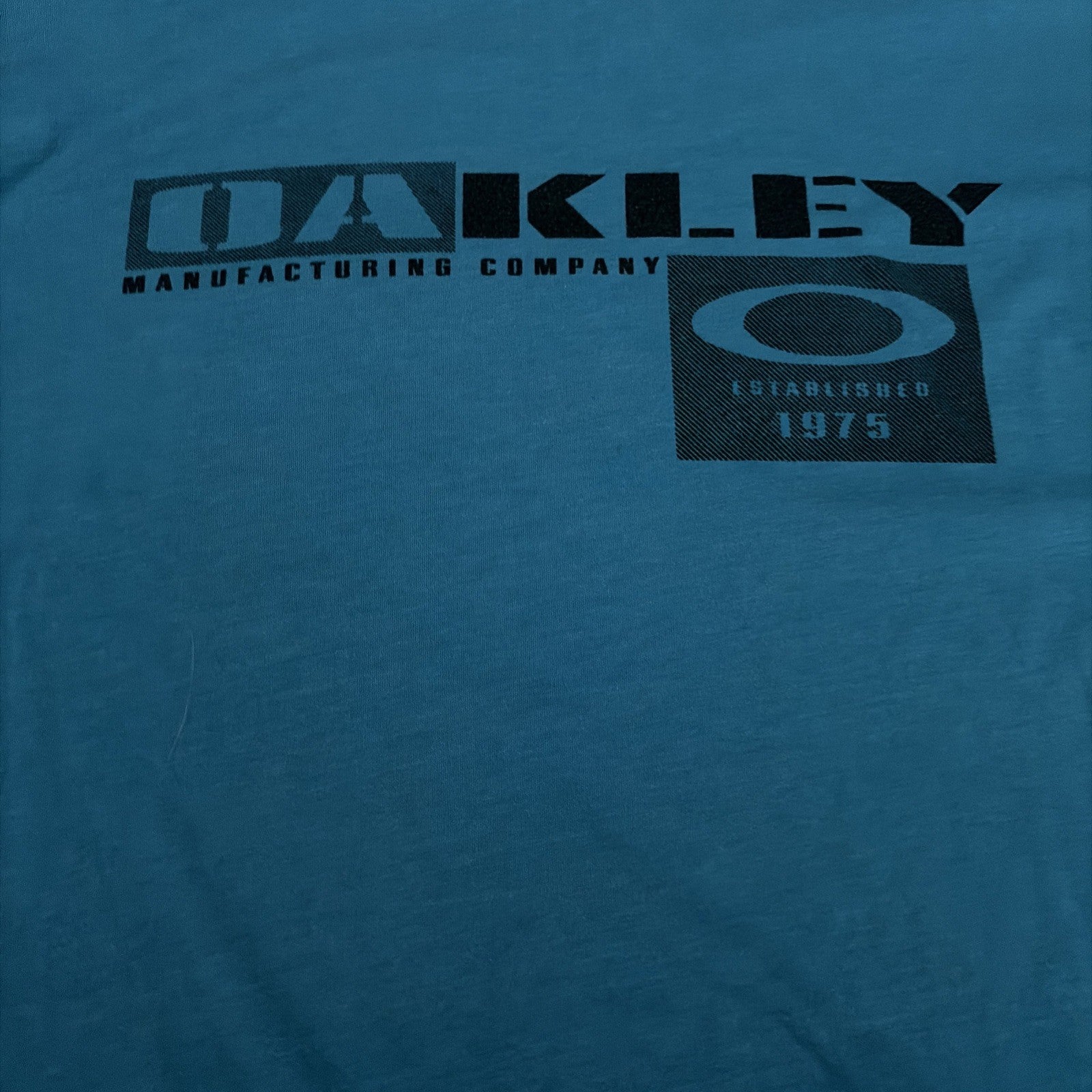Oakley Shirt Mens Large Graphic Blue Tshirt