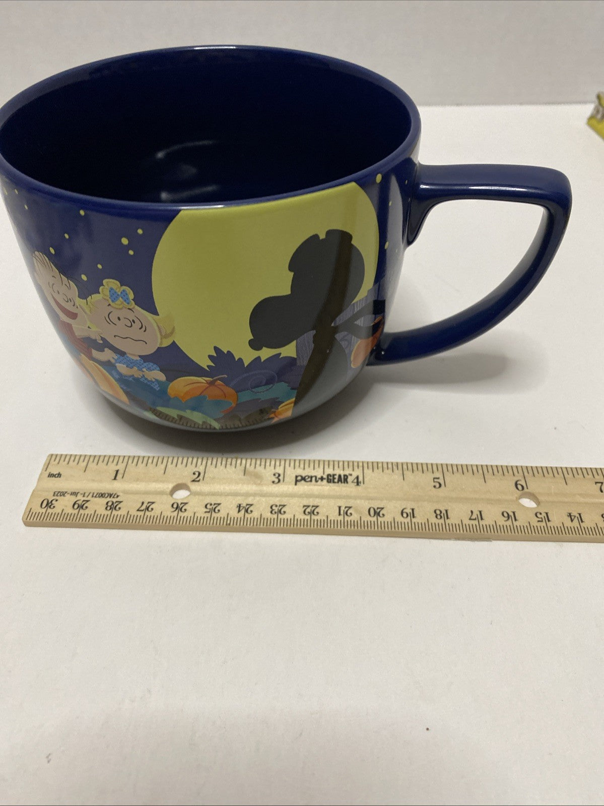 RARE Hallmark 2021 Peanuts-Welcome Great Pumpkin-Snoopy Halloween BIG Coffee Cup
