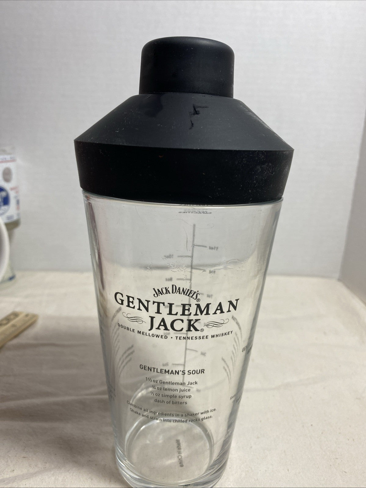 Gentleman Jack Daniel's Tennessee Whiskey Recipe Shaker Glass