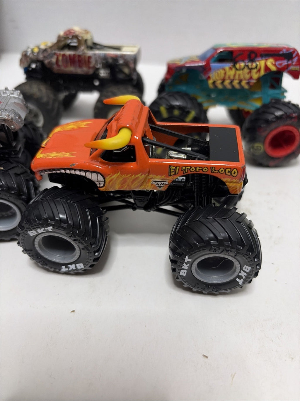 Monster Jam Lot Of 8 Diecast 1:64 Scale Monster Trucks