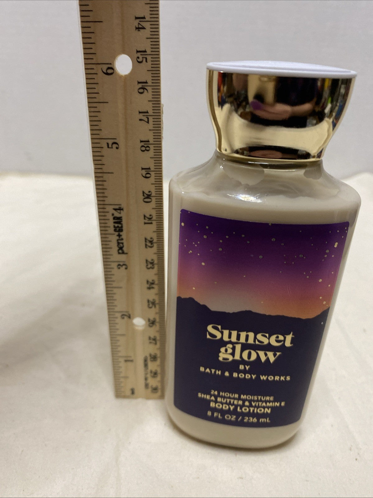 Bath & Body Works Sunset Glow Body Lotion 8 fl oz Moisturizing
