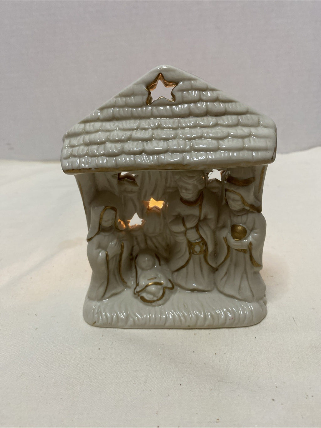 SMALL VINTAGE PORCELAIN NATIVITY SCENE 5" ONE CANDLE HOLDER #473