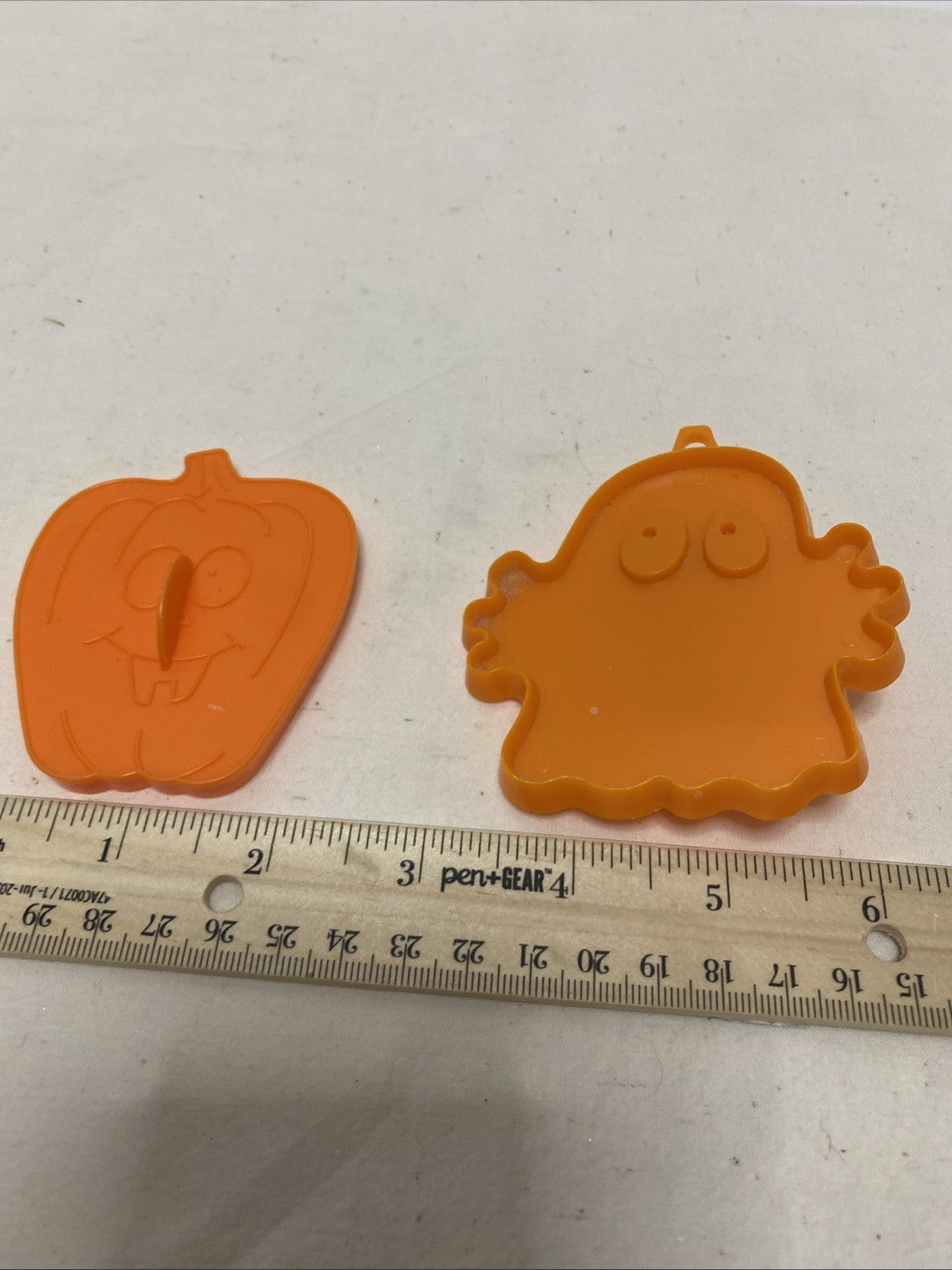 Vintage Set of 21993/1994 Hallmark Halloween Cookie Cutters Pumpkins