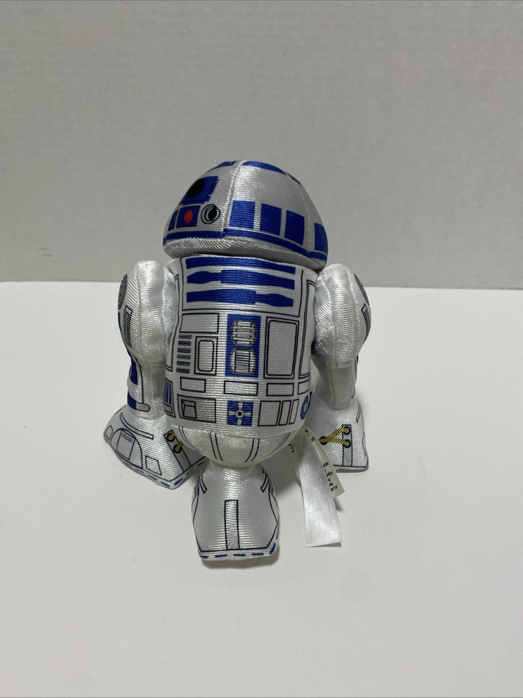 Disney Store Star Wars The Force Awakens R2-D2 Robot 8'' Plush (Head Turns)