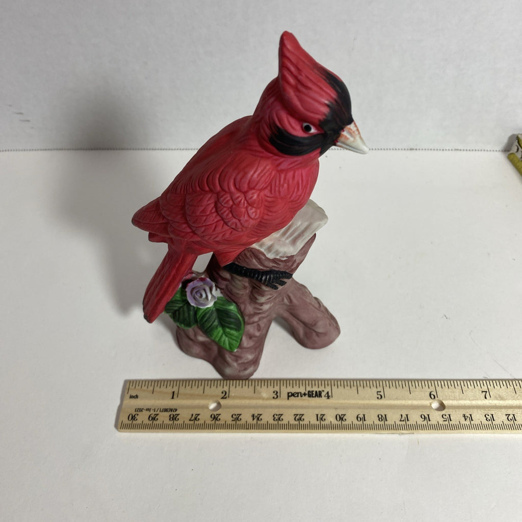 6.75" Tall Cardinal Figurine: Handpainted: Made in Taiwan: NO CHIPS