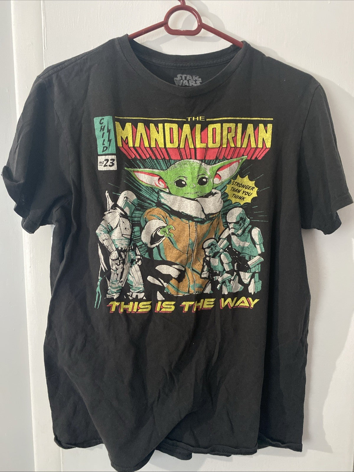 Star Wars The Mandalorian Size Medium T-Shirt
