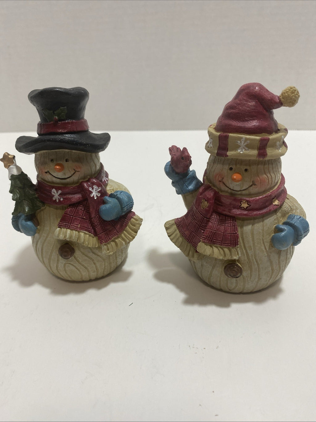 Heartland holiday Christmas 2017 wooden appearing snowman