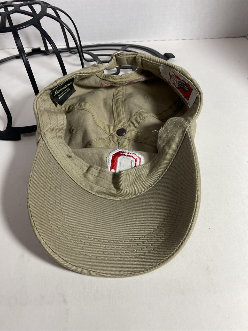 OHIO STATE BUCKEYES Signatures Adjustable HAT BEIGE
