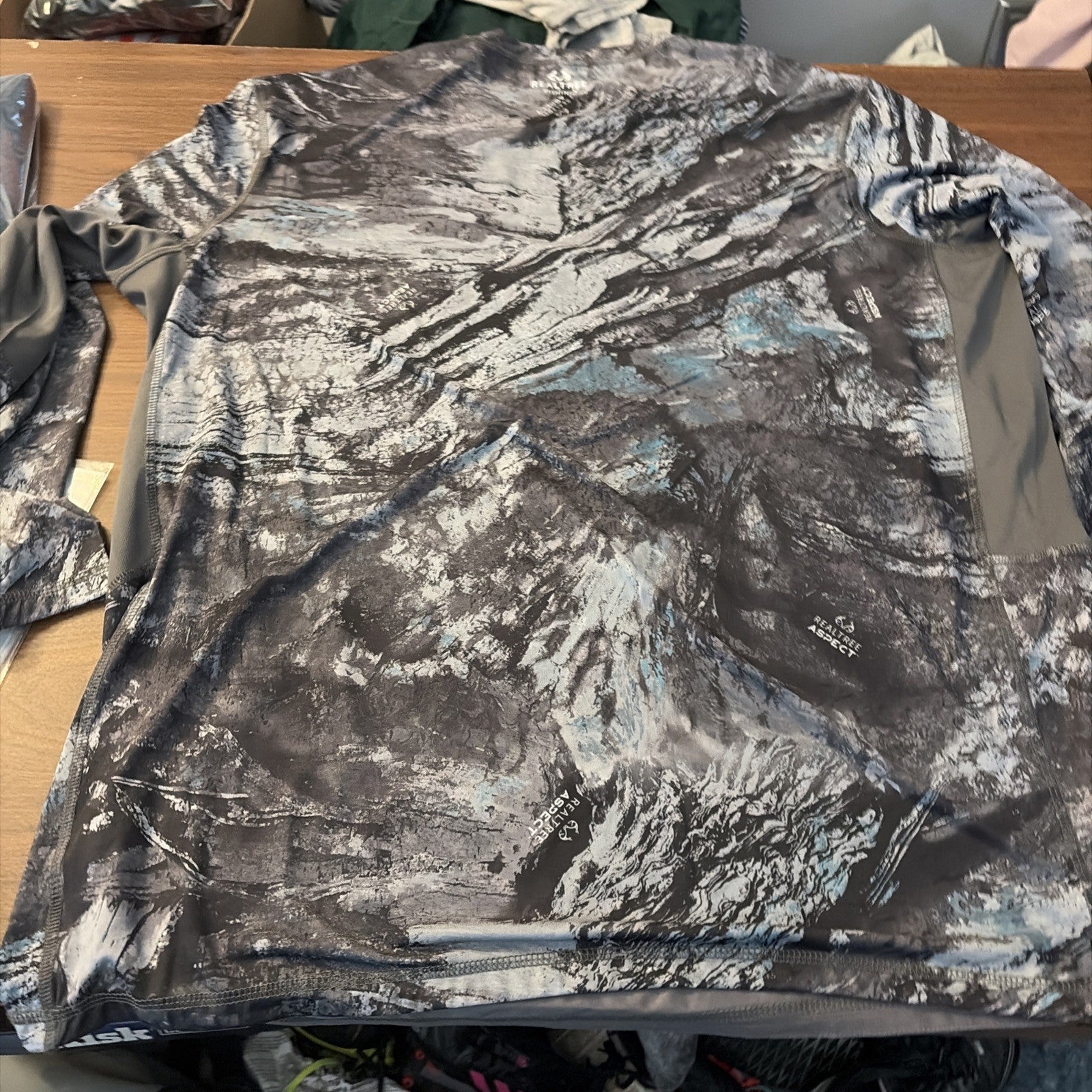 Realtree Fishing Long Sleeve Performance Camo Shirt Moisture Wicking 3XL Reversi
