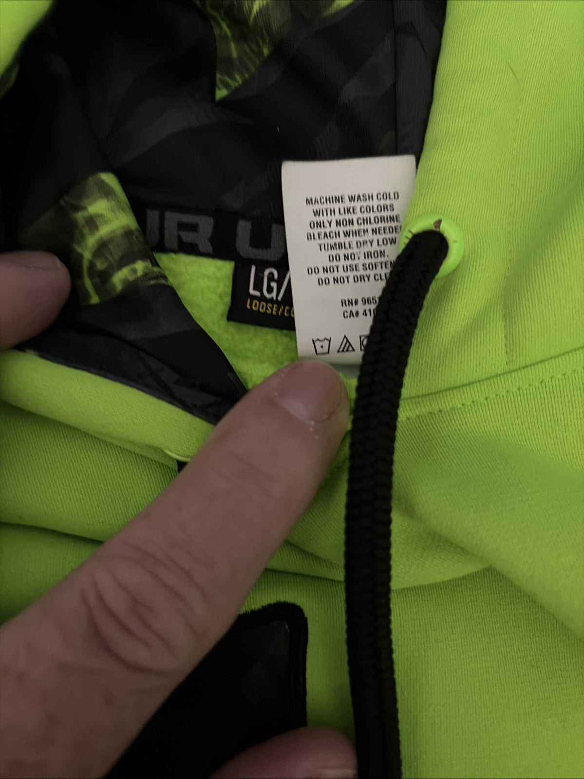 Men’s Under Armour Hoodie Hooded Pullover Green Logo Size Large Loose