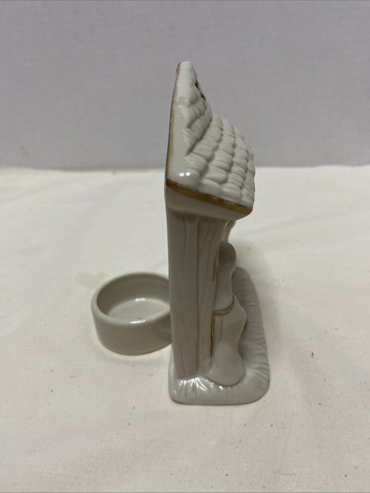 SMALL VINTAGE PORCELAIN NATIVITY SCENE 5" ONE CANDLE HOLDER #473