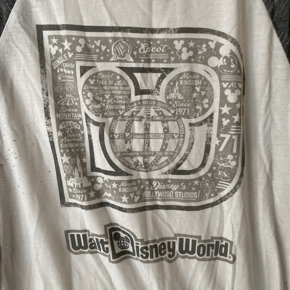 Disney Parks Walt Disney World Gray/White Baseball Raglan 3/4 Sleeve T-Shirt M