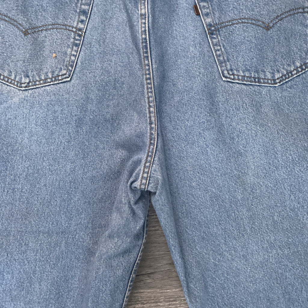 Levis 540 Jeans Vintage Relaxed Fit Size 50x30 Brown Tab Mens Blue Denim
