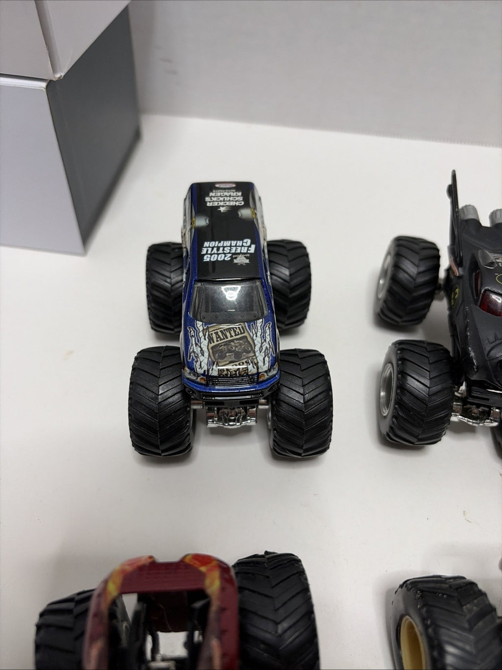 Monster Jam Lot Of 8 Diecast 1:64 Scale Monster Trucks
