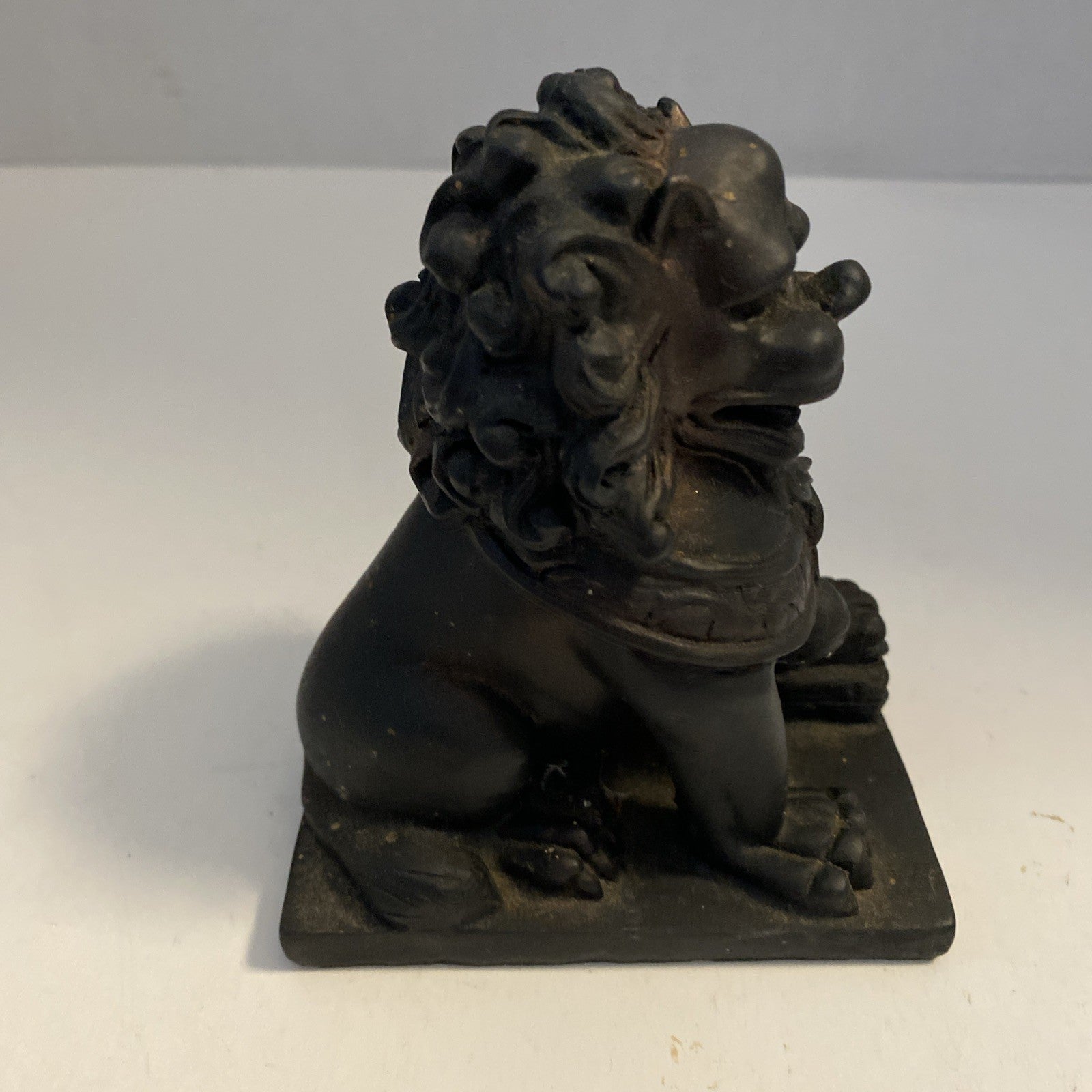 Chinese Foo Fu Dog Black Resin Figurine Vintage Feng Shui Protection 4.5"