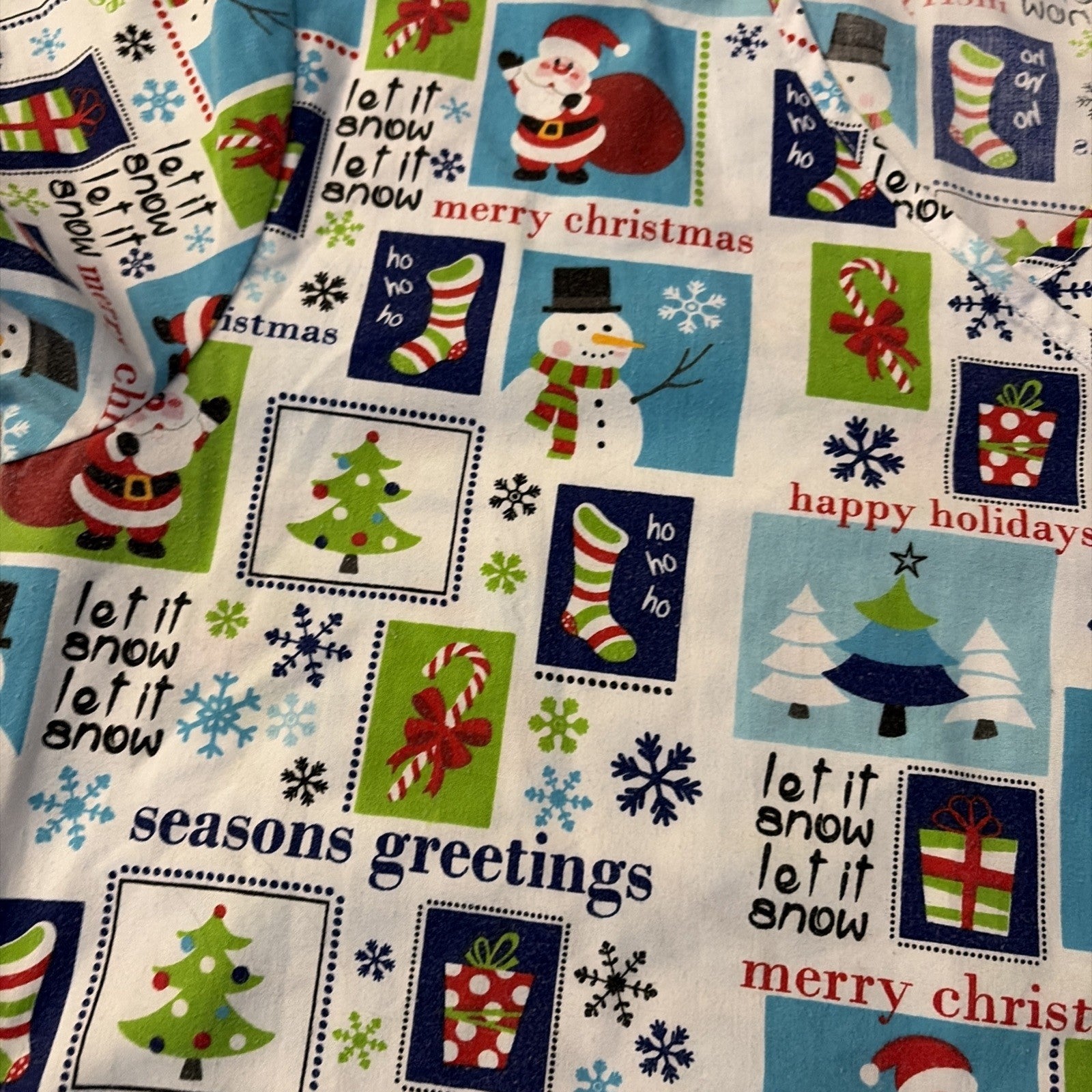 Cassandra O Women’s Size Medium Scrub Top Season Greetings Christmas Pattern