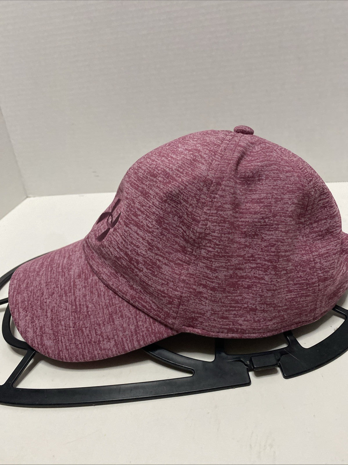 Under Armour Strap Back Hat Cap Women's Adjustable  Purple Pink Running jogging