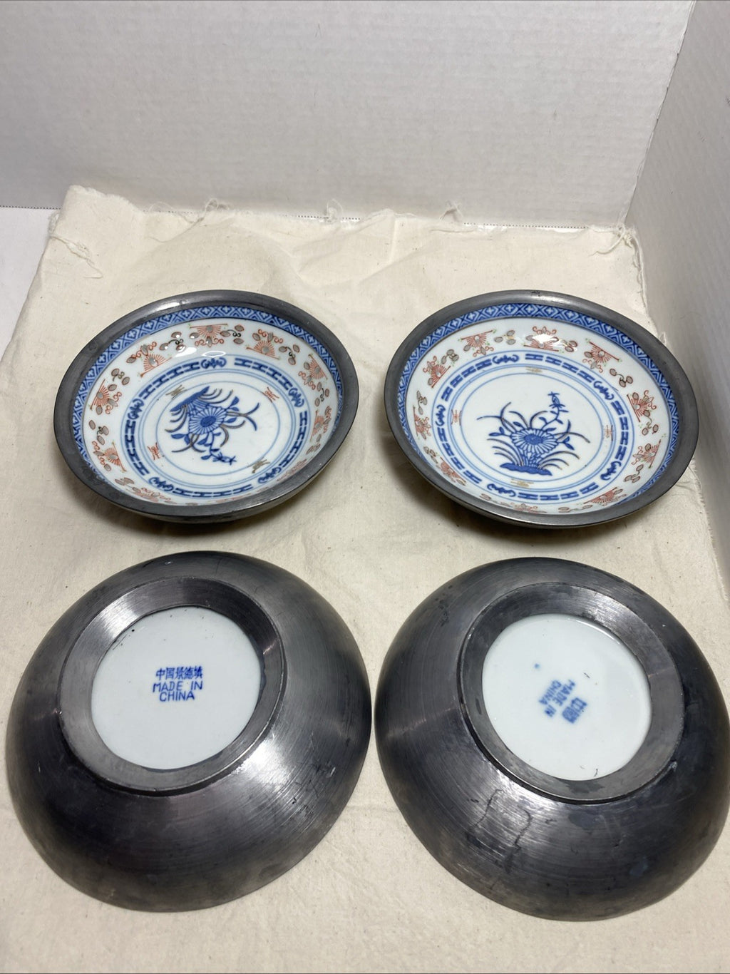 Rice Eye Blue Lotus Flower China Blue & White Shallow Sauce Dish, In Pewter Bowl