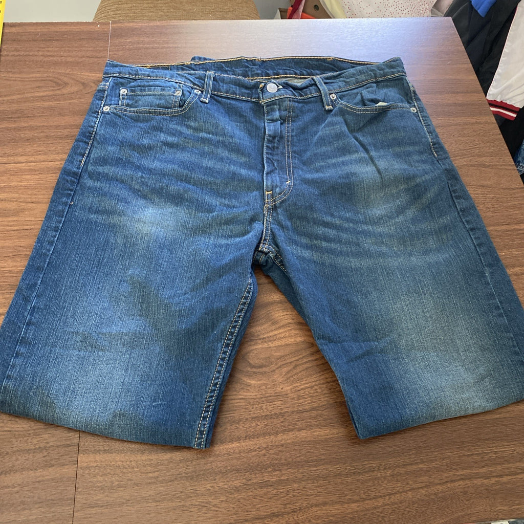 Levi 513 blue jeans men’s 38 X 34 free shipping