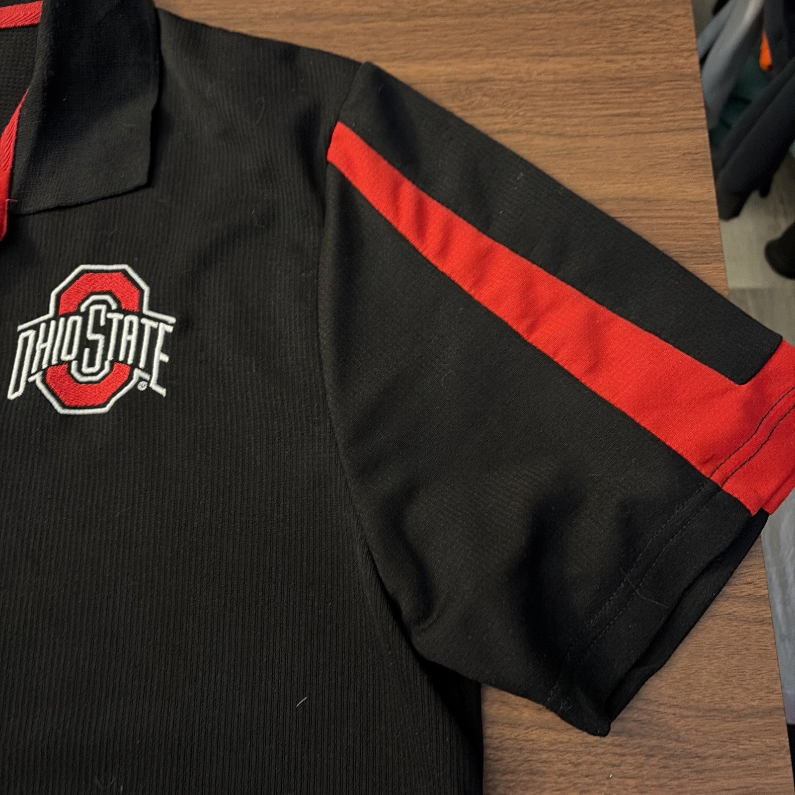 The Ohio State University Buckeyes Men’s Large Polo Short Sleeve Shirt