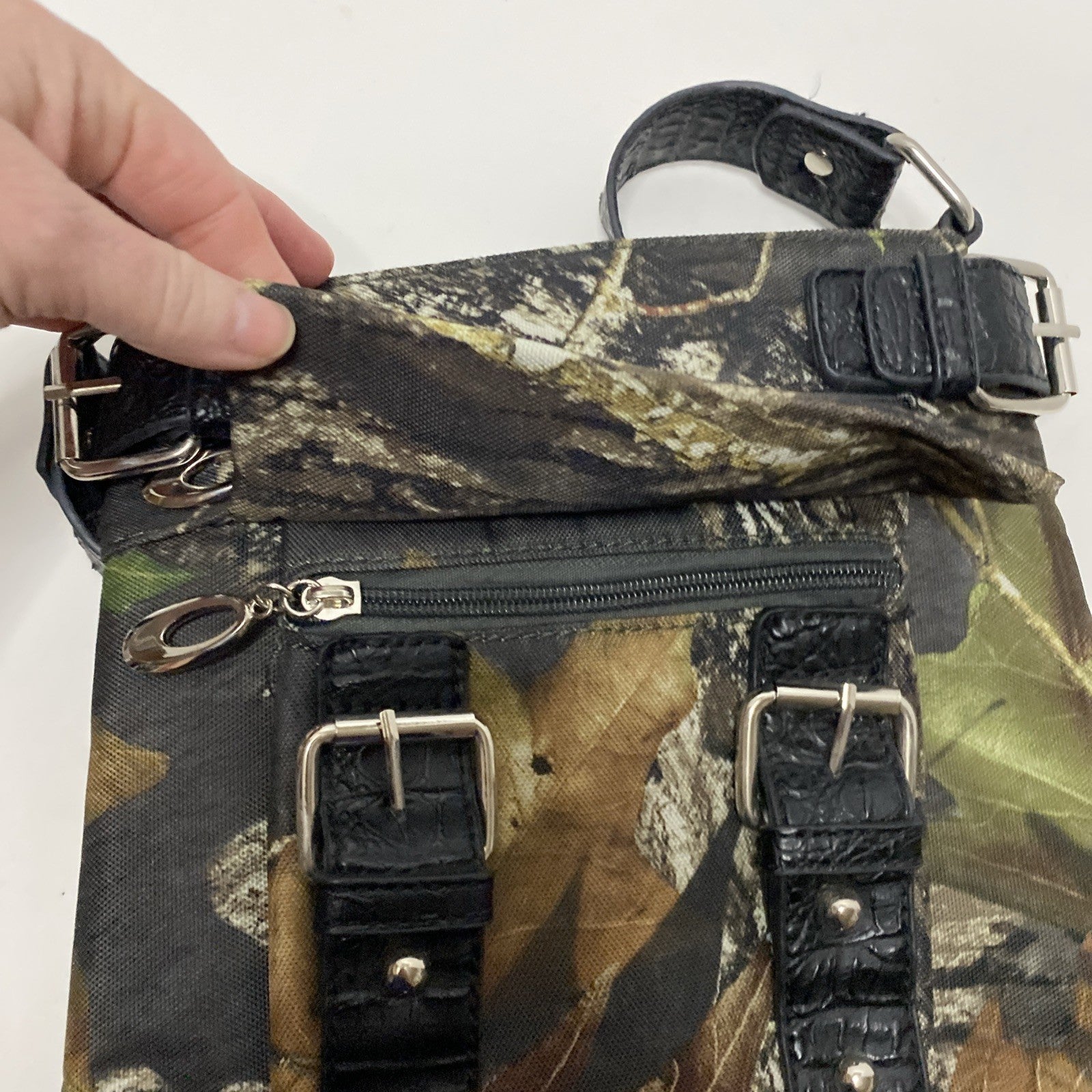 Camo Crossbody Bag Womens Adjustable Strap Multi Pocket Travel Outdoor Casual
