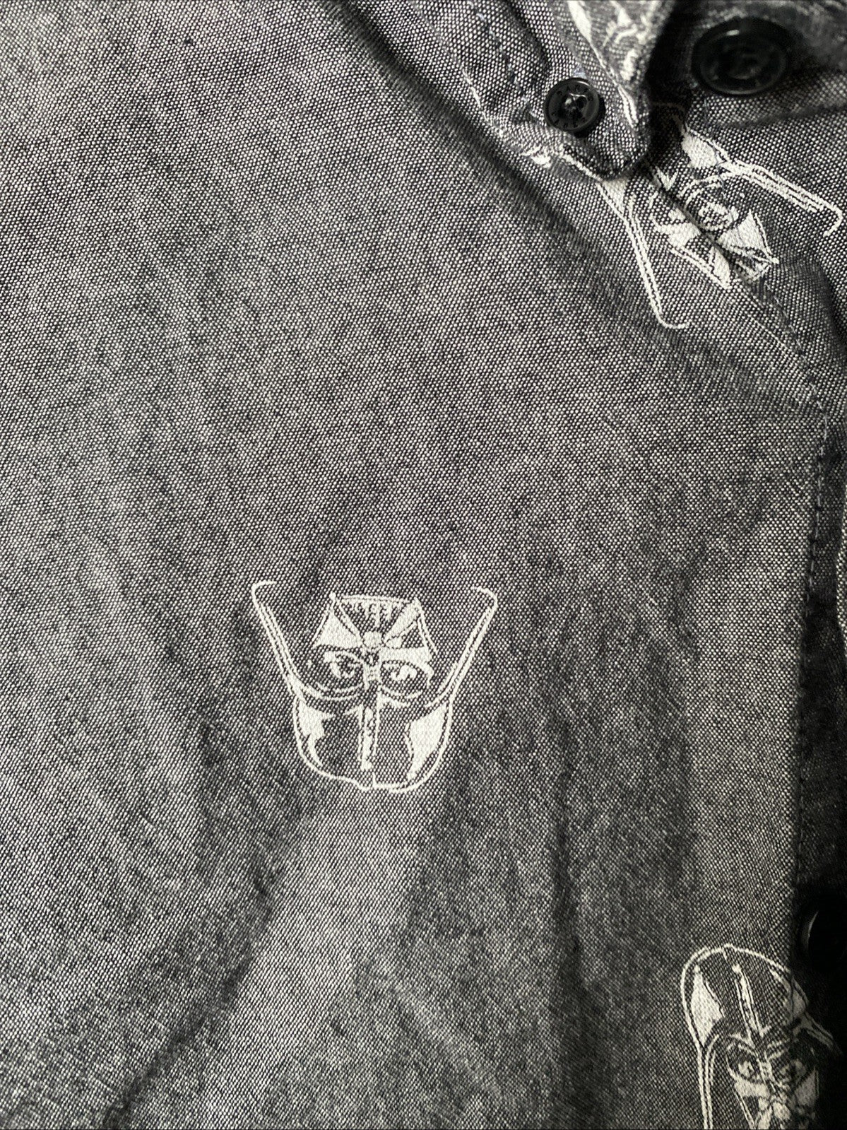 darth vader button up Men’s Small Short Sleeve Gray Shirt