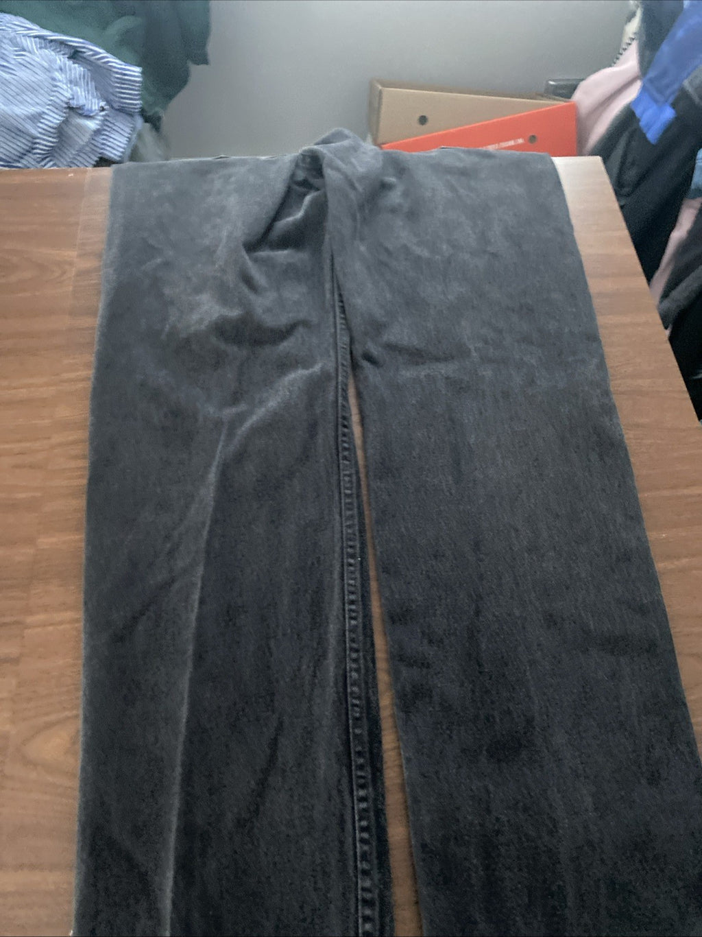 Levi jeans 38X 34 black denim jeans