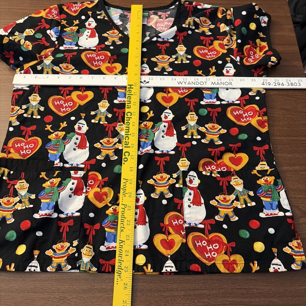 Sesame Street Cherokee Scrubs Tooniforms Christmas V Neck Top X-Large NEW