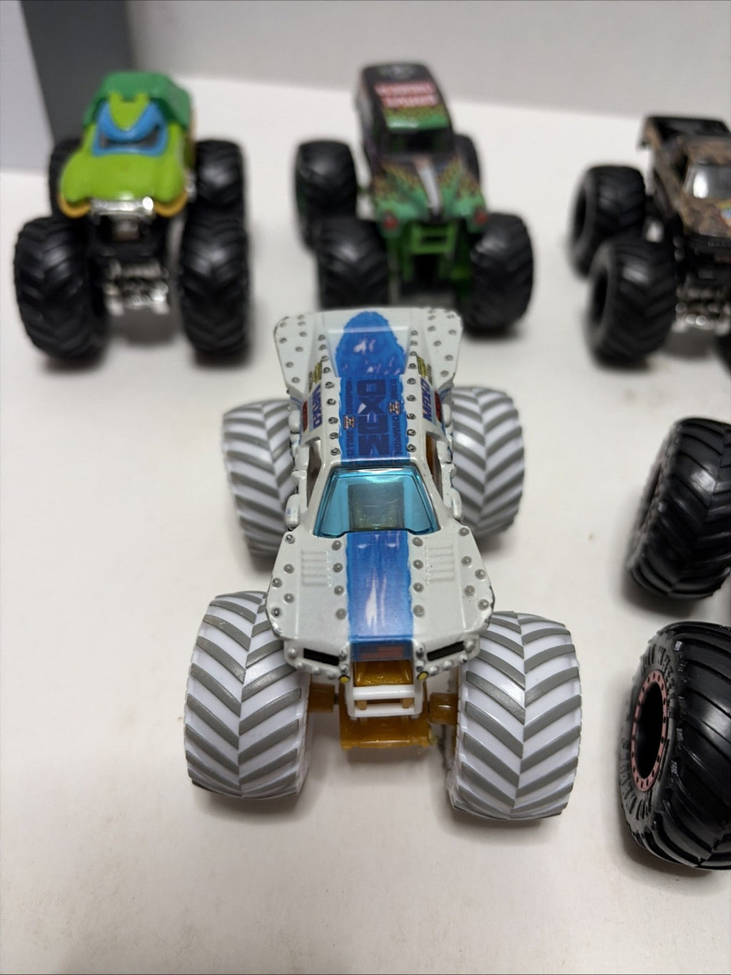 Monster Jam Lot Of 6 Diecast 1:64 Scale Monster Trucks
