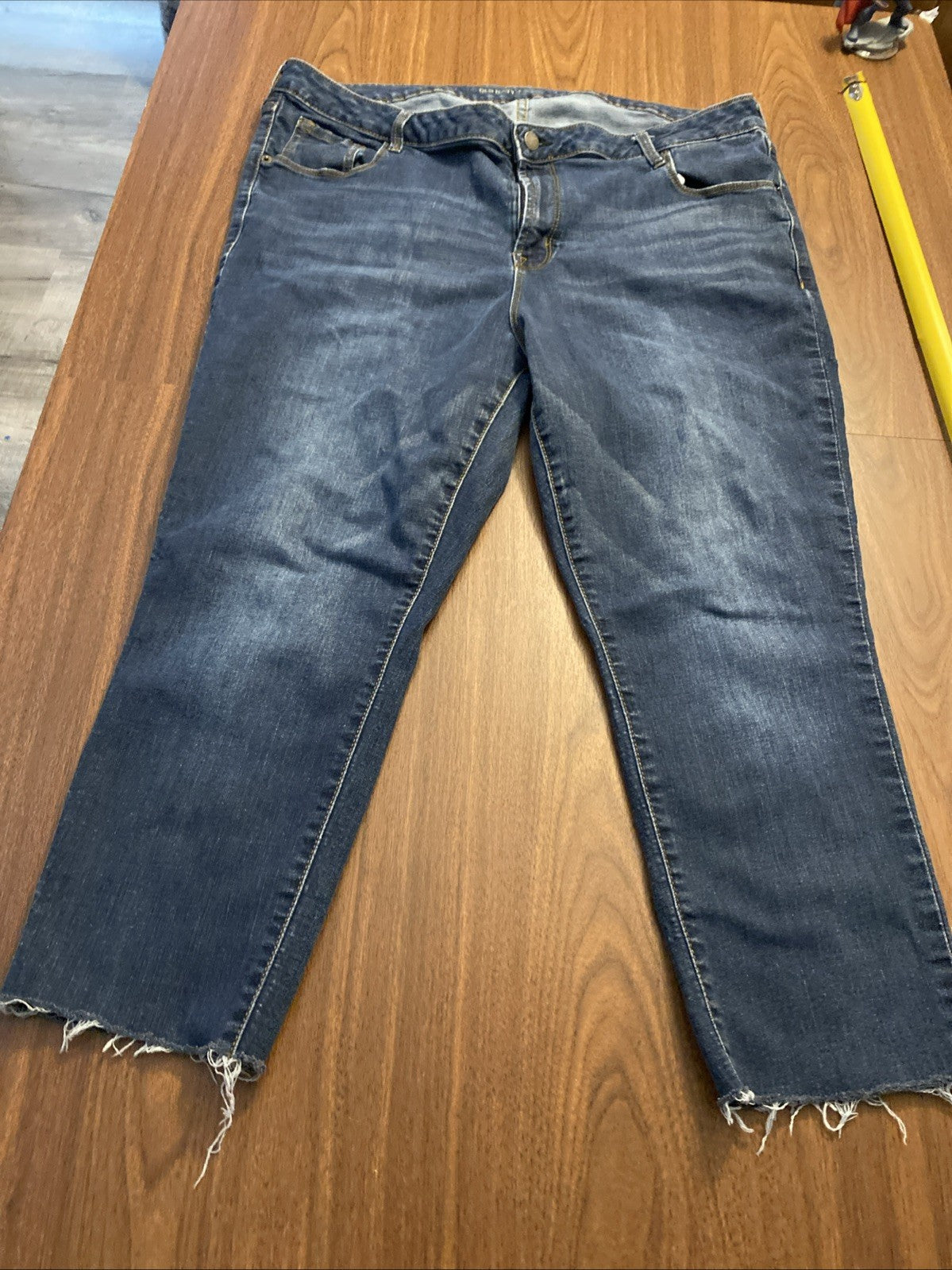 Old Navy-High-Waisted O.G. Straight Ripped Cut-Off Jeans-Women’s Size: 20